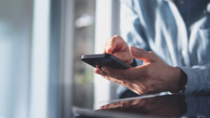 Arrestato per estorcere false debiti ai commercianti a Madeira (da Lisbona)
