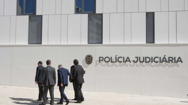 PJ desmantela laboratorio di droga a Feira e arresta tre sospetti