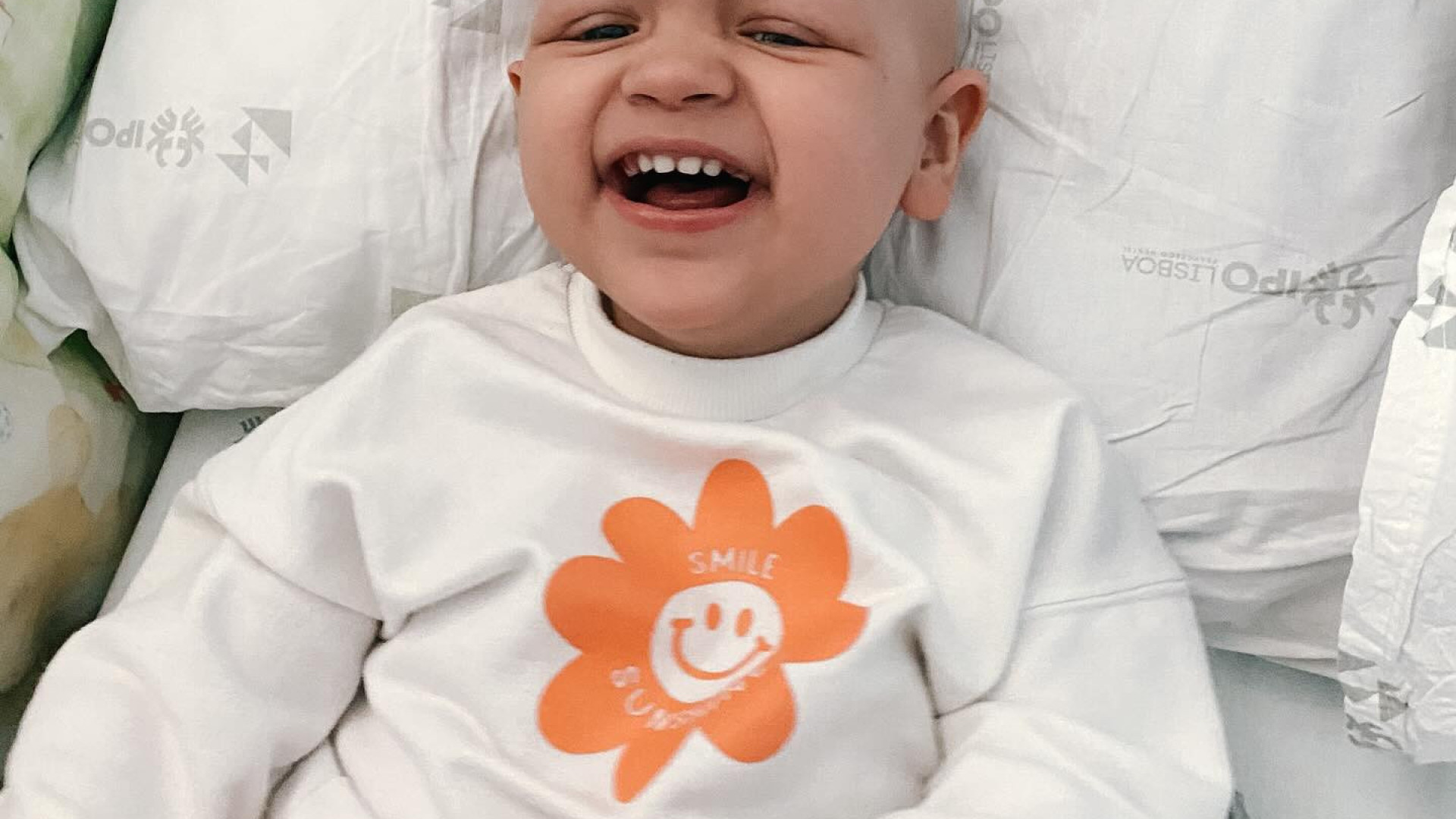 È morta la "piccola grande guerriera" che lottava contro il cancro a 2 anni.