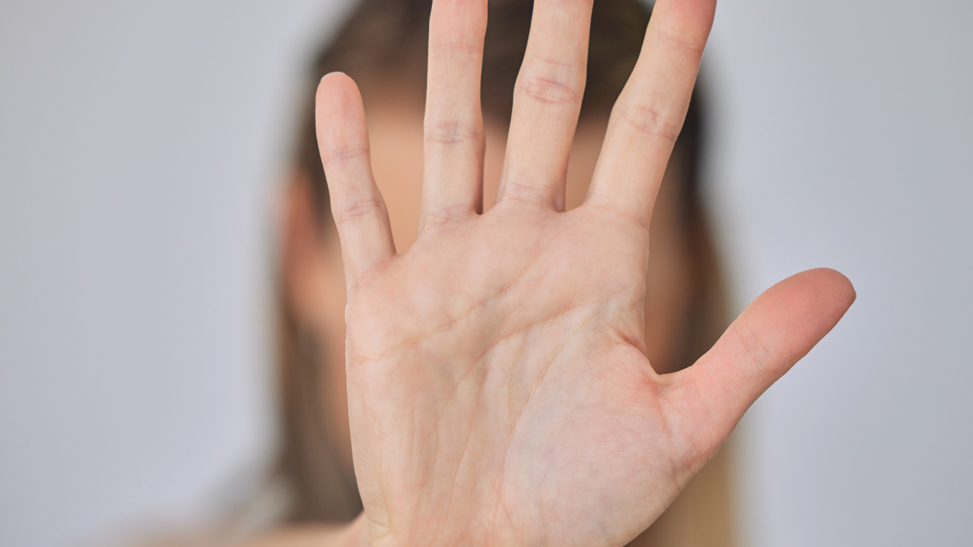Homem detido a Sines per aggressioni contro la donna e traffico di droga.