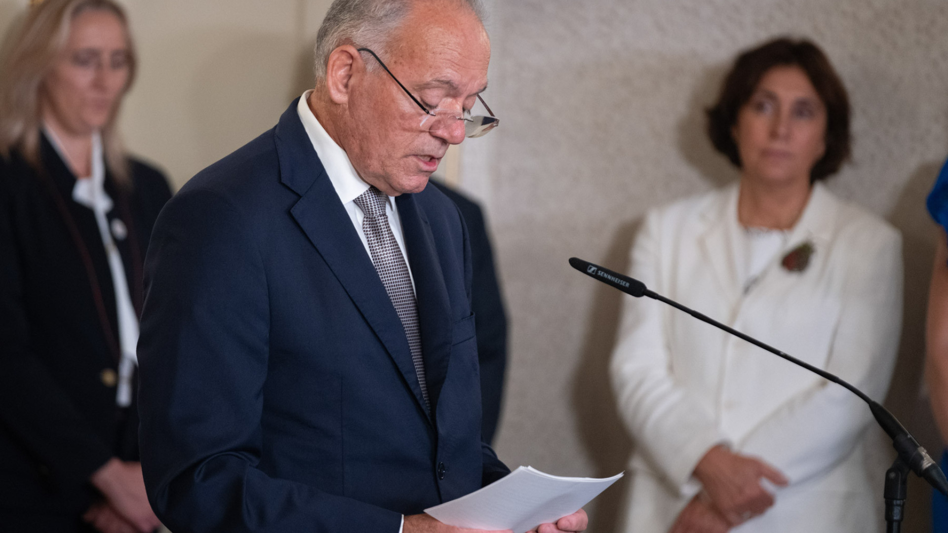 La PGR nega che il concorso per procuratori violi il "principio di uguaglianza".
