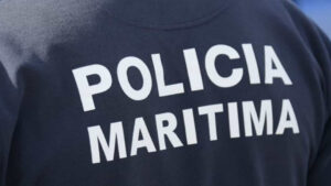 La Policía Marítima arresta facilitatori dell'immigrazione in un'operazione a Creta.