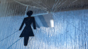 Minaccia e perseguita una donna con cui aveva una 'relazione' dopo la fine della relazione.