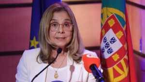 OVO chiede le dimissioni della Ministra della Salute dopo il caos: "Assoluta ignoranza"