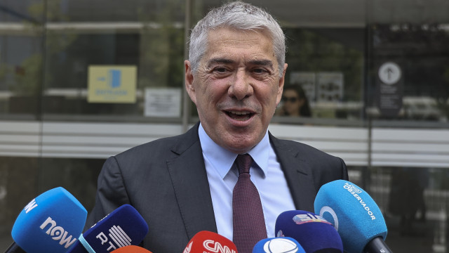 Sócrates si rivolge (di nuovo) contro i giornalisti: "Domande simili al PM"