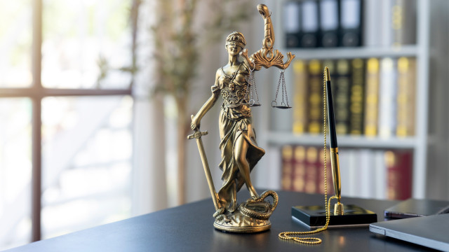 Tribunal absolve autarca de Pinhel de sete crimes de peculato e condena-o por um