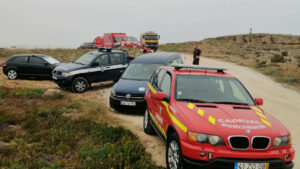 Uomo ferito dopo caduta di parapendio in zona rocciosa ad Alcobaça.