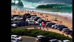 Video di "onda gigante in Algarve"? È falso ed è stato generato dall'IA
