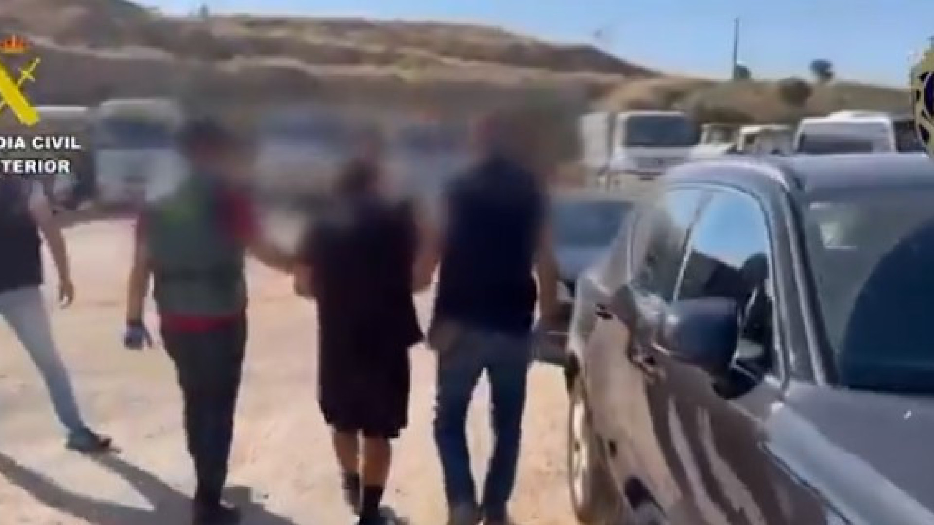 Video. I social network complottano il "fuggitivo pericoloso" catturato in Portogallo.